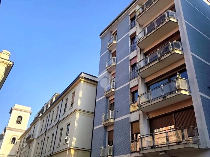 Appartamento quadrilocale in vendita in Via del Redentore, Caserta