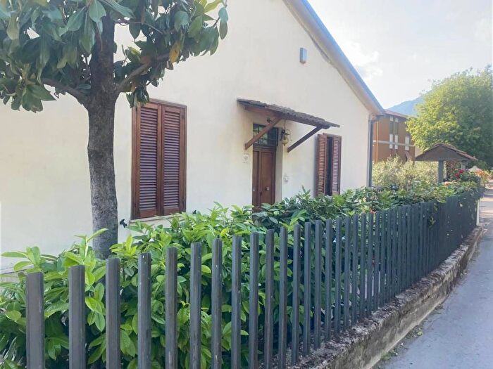 Appartamento trilocale in affitto in Strada Di Santa Giusta snc, Tuillo, Terni