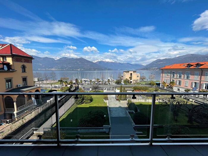 Appartamento bilocale in affitto in Via Dante Alighieri, Centro, Luino