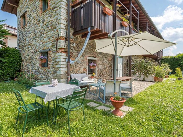 Appartamento bilocale in affitto in via Ca Cristallo, Almenno San Bartolomeo