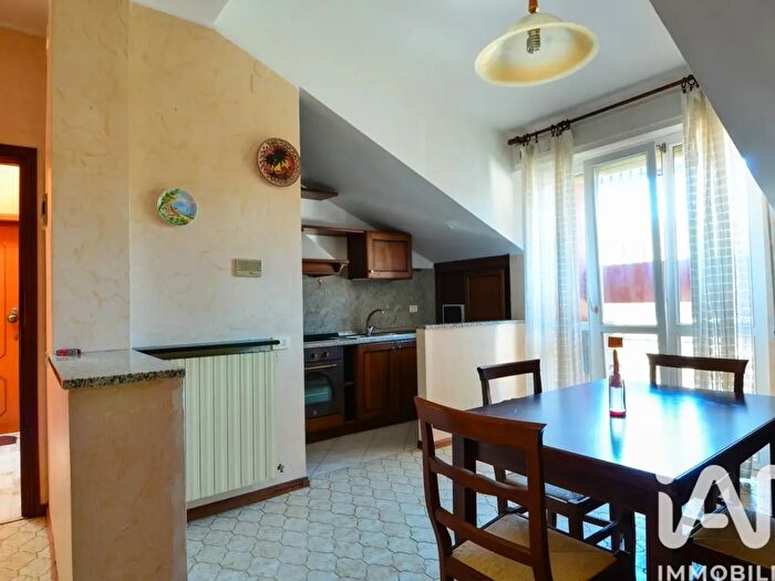 Appartamento trilocale in vendita in Via Piave, Cengio