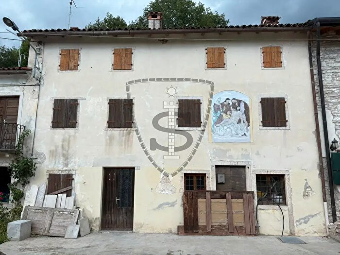 Casa con 5 locali in vendita in Via Contrada Topi Lusiana Conco, Lusiana Conco