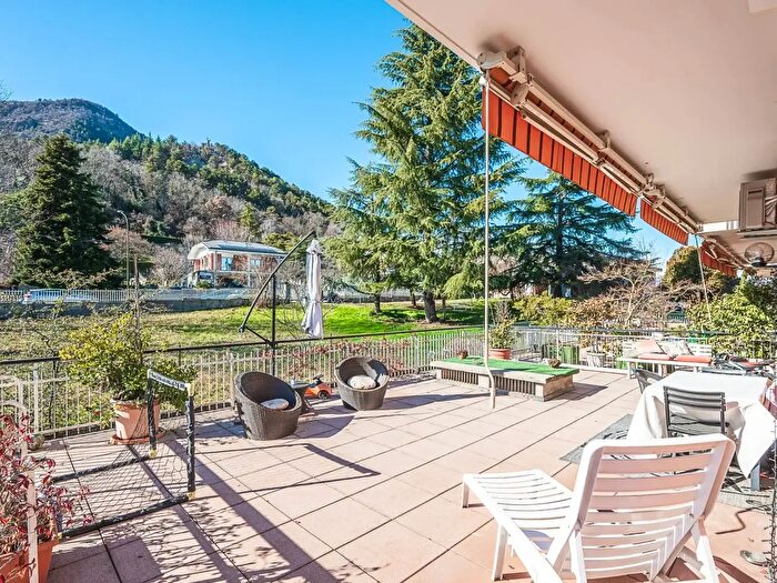 Appartamento con 6 locali in vendita in Via Fontanesi Antonio, Piossasco