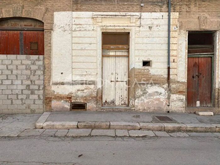 Casa bilocale in vendita in Via Trento, Torremaggiore