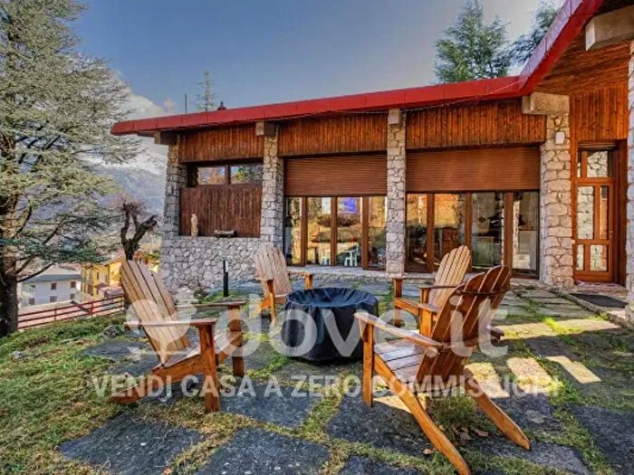 Casa con 6 locali in vendita in Via Drago, Oltre Il Colle