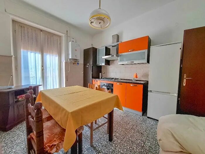 Appartamento con 5 locali in vendita in Lerici