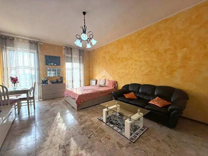 Appartamento trilocale in vendita in Via Primavera, Trecate