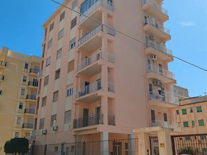 Appartamento quadrilocale in vendita in Via Bixio, Trapani