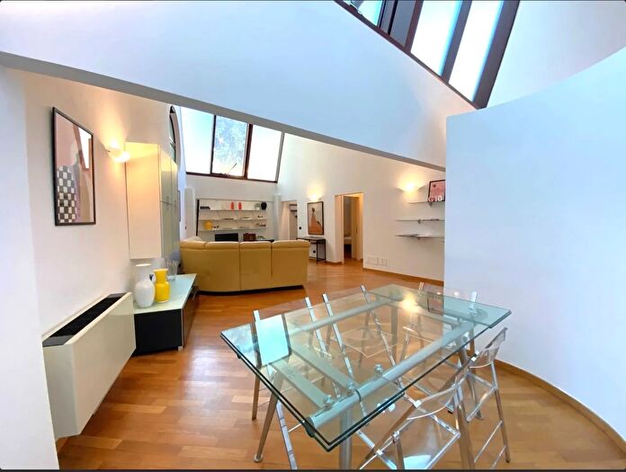 Appartamento con 6 locali in affitto in Via Capo di Mondo, Firenze