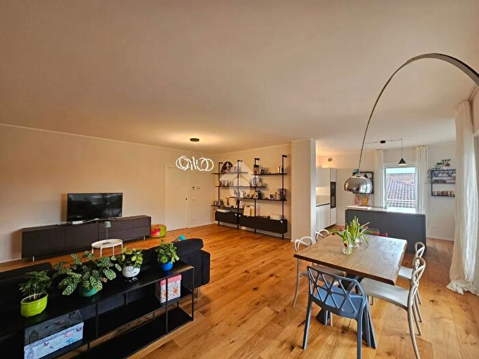 Appartamento quadrilocale in vendita in Via Monte Soratte, Foligno