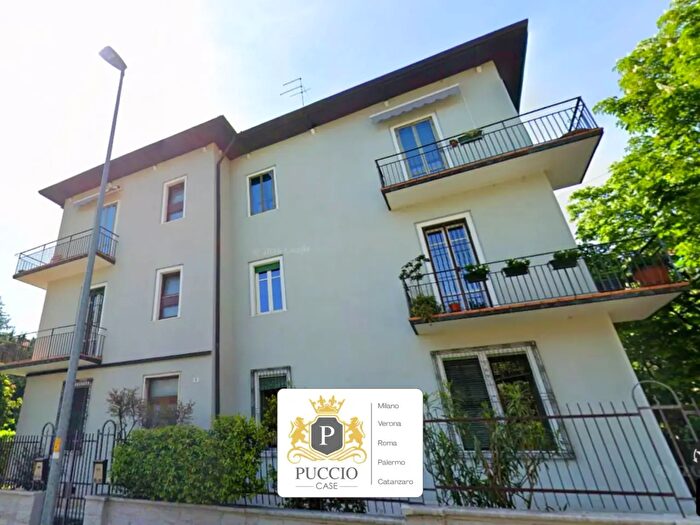 Appartamento con 5 locali in vendita in Verona