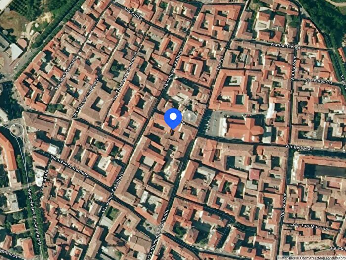 Casa in vendita in Via Roma, Valenza