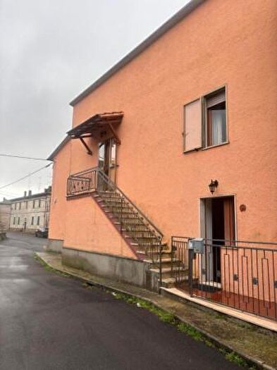 Casa quadrilocale in vendita in Via dellOspedale, San Lorenzo Nuovo