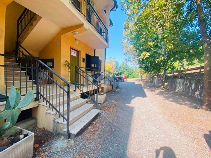 Appartamento quadrilocale in affitto in Via Salerno Rosario, Arcavacata, Rende