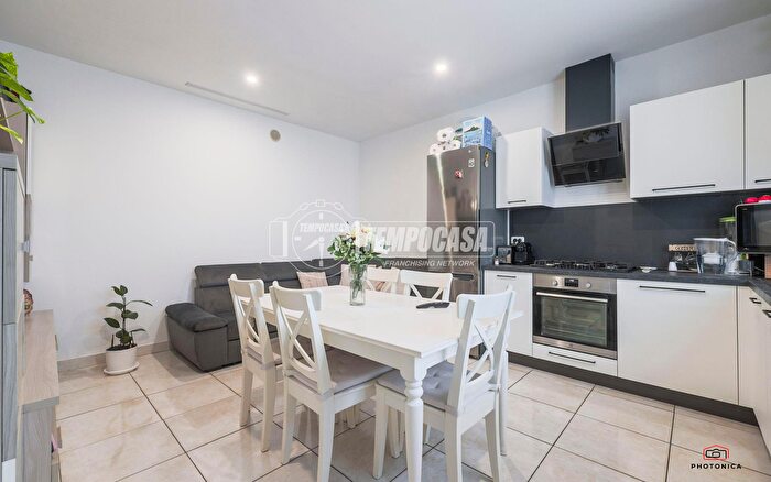 Appartamento quadrilocale in vendita in Via Ravegnana, Ravenna