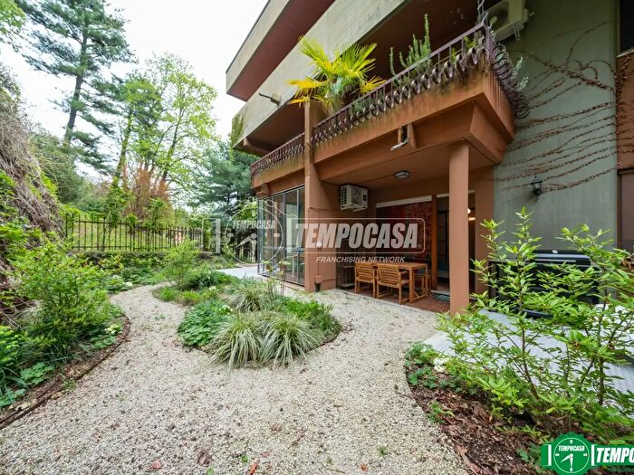 Appartamento bilocale in vendita in Largo Alpini dItalia Sopra, Lesa