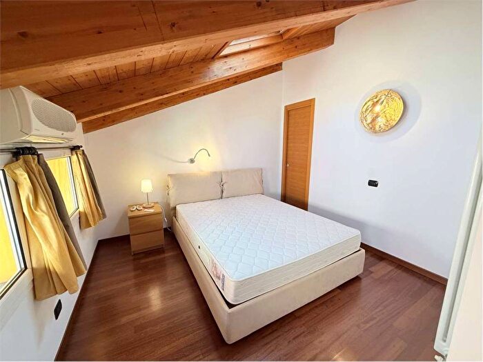 Appartamento bilocale in affitto in Via Lazzaro Palazzi, Porta Venezia, Milano