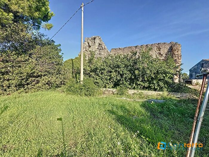 Casa con 12 locali in vendita in Via Giovanni Bucci, Cupra Marittima