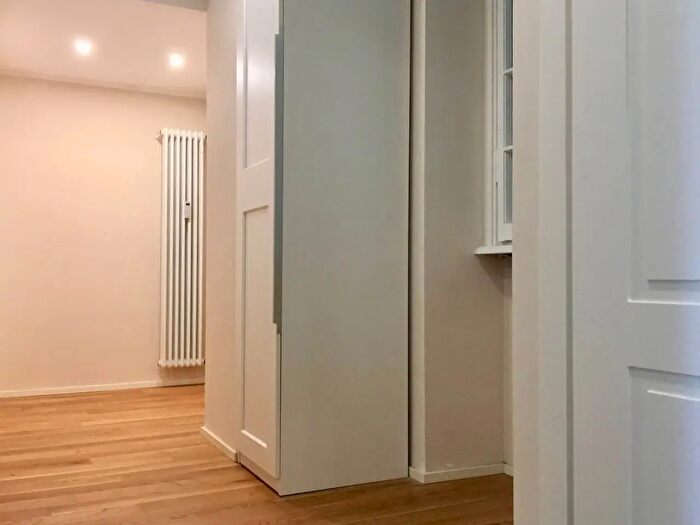 Appartamento monolocale in affitto in Via Domodossola, Milano