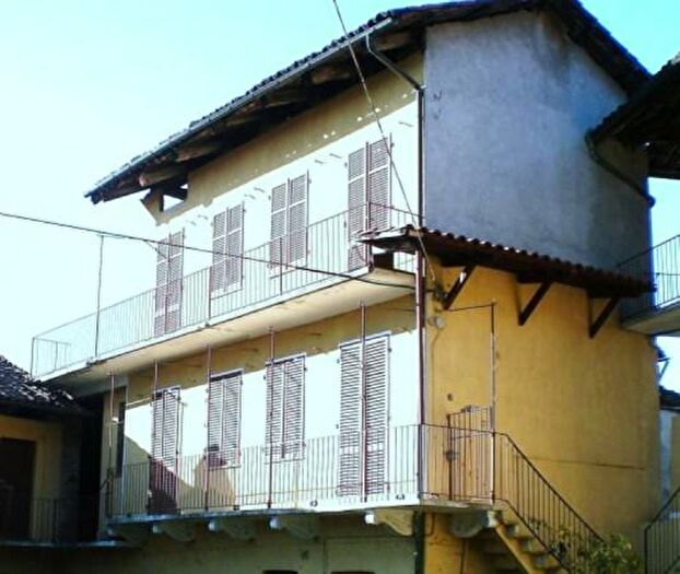 Casa con 5 locali in vendita in Balangero