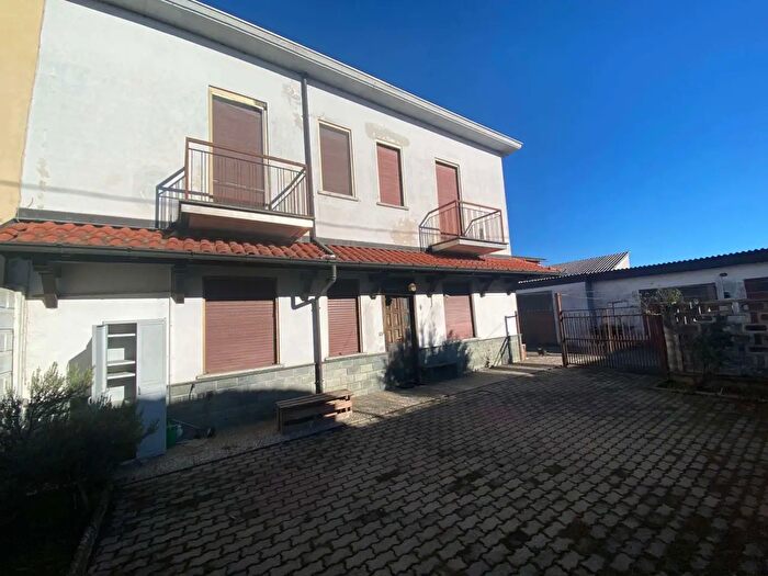 Case in Vendita e in Affitto - 3