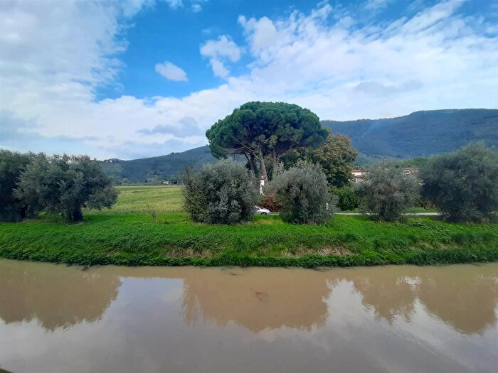 Casa con 5 locali in vendita in San Giuliano Terme