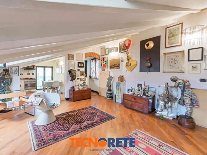 Appartamento trilocale in vendita in Via Castelfidardo, La Spezia