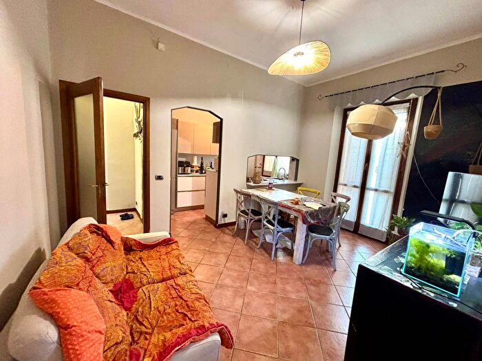 Appartamento trilocale in vendita in Via Maggioli, Alessandria