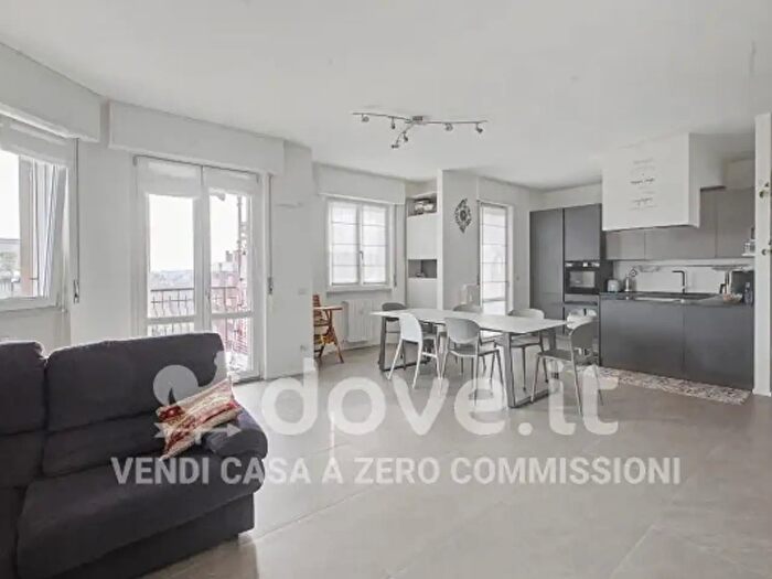 Appartamento quadrilocale in vendita in Via Esopo, Milano