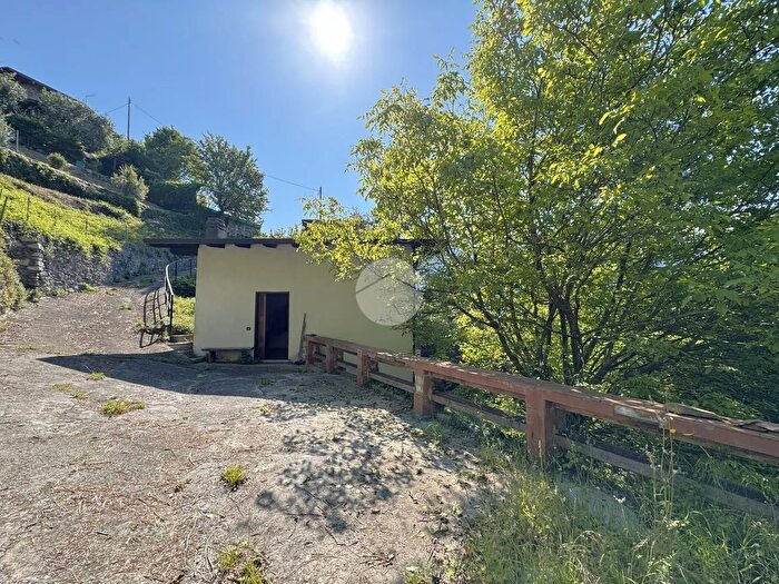 Casa monolocale in vendita in Via Vigne, Piancogno