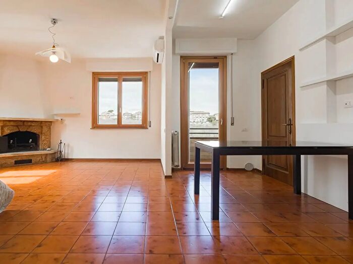 Appartamento con 5 locali in vendita in Monteriggioni