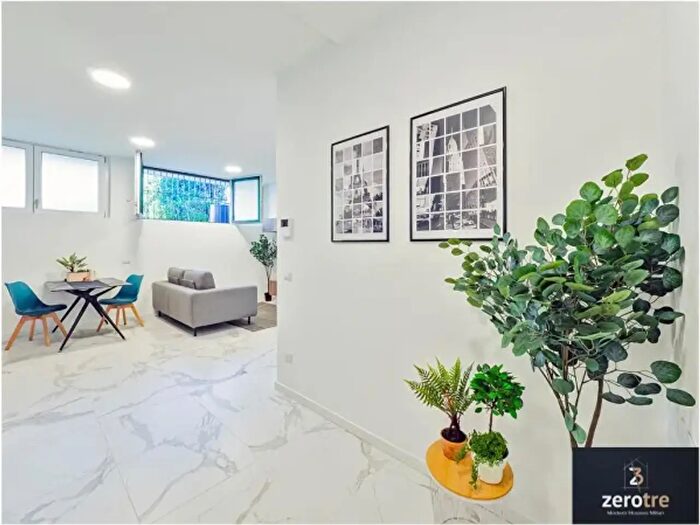 Appartamento trilocale in vendita in Via Benevento, Milano