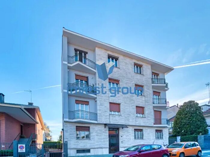 Appartamento trilocale in vendita in Via Generale Antonio Cantore, Grugliasco