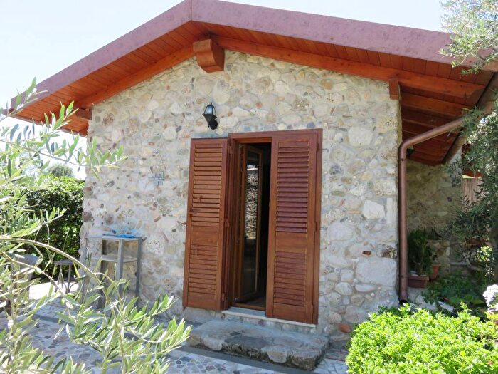 Casa bilocale in affitto in Via delle Vigne, Centro, Formia