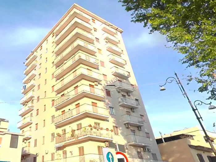 Appartamento quadrilocale in vendita in Via SantAntonio Abate, Scafati