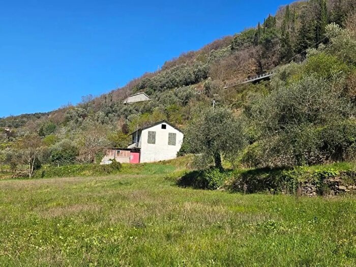 Casa trilocale in vendita in Localitànbsp Piani San Pietro, Pieve Di Teco