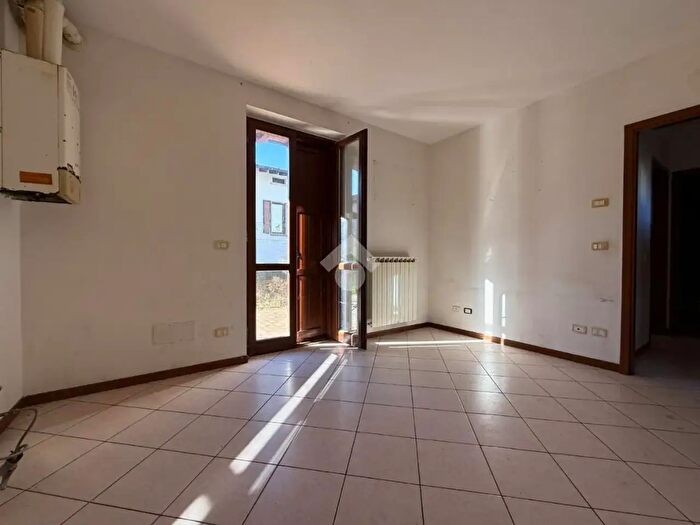 Appartamento bilocale in vendita in Via Molino, Borgo San Giacomo