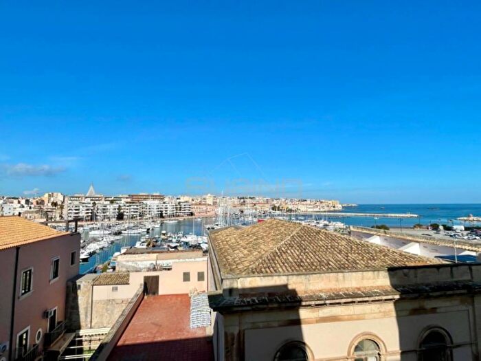 Appartamento trilocale in affitto in RIVA FORTE GALLO, Umberto Ermocrate, Siracusa