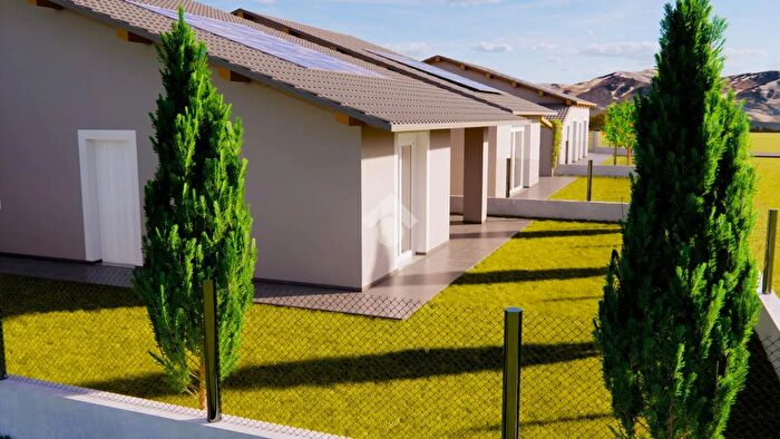 Case in Vendita e in Affitto - 3