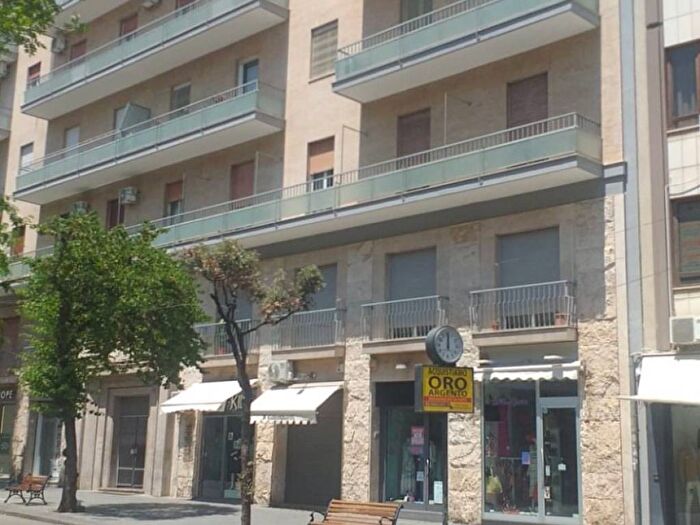 Appartamento trilocale in affitto in Corso Vittorio Emanuele II, Via della Repubblica Piazza San Francesco, Foggia