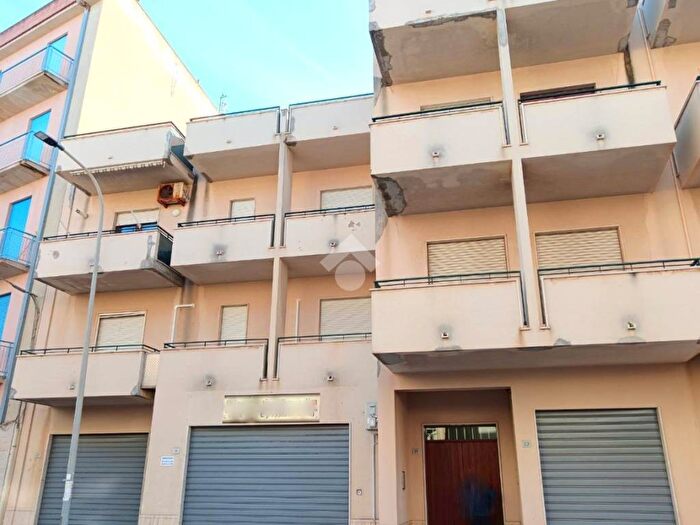 Appartamento trilocale in affitto in Via Pietro Novelli, Centro, Trapani