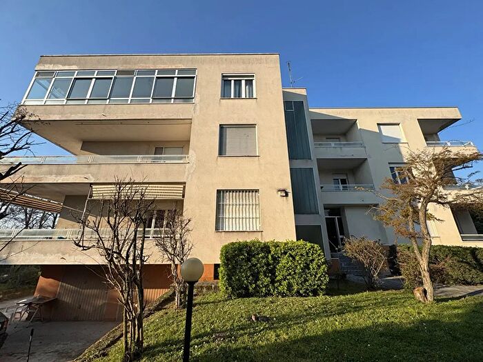 Appartamento trilocale in vendita in Via Mazzini, Casei Gerola