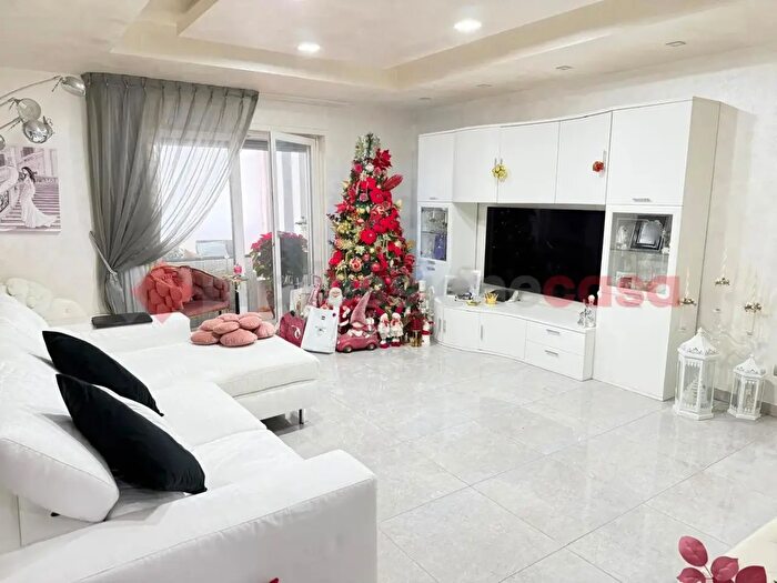 Appartamento quadrilocale in vendita in Via Custodero, Monopoli