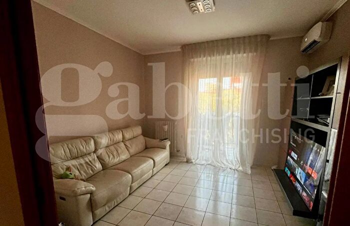 Appartamento trilocale in vendita in Viale dellIndustria, Taranto