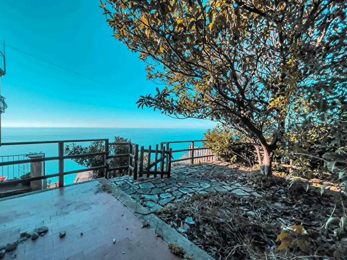 Appartamento quadrilocale in vendita in Vernazza