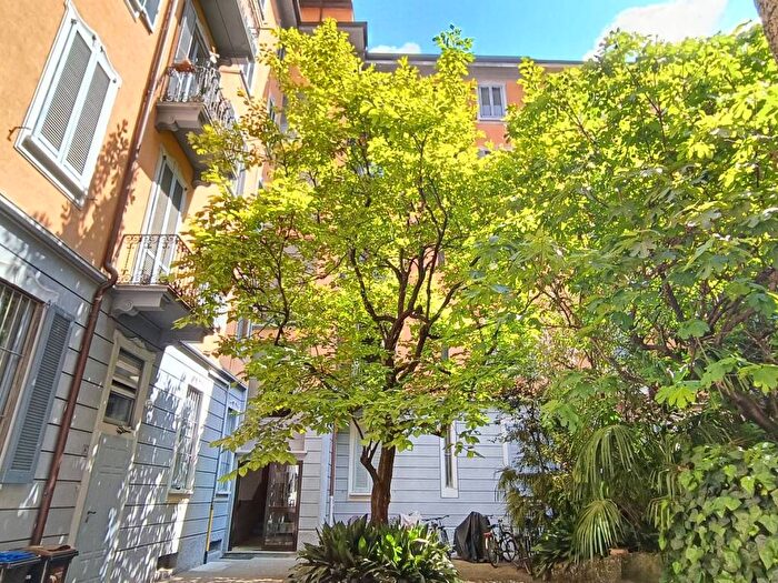 Appartamento bilocale in affitto in Via Luigi Settembrini, Buenos Aires, Milano