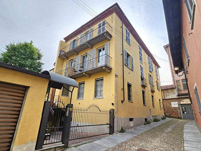 Appartamento bilocale in affitto in Via Niccola Gabiani, Centro Storico, Asti
