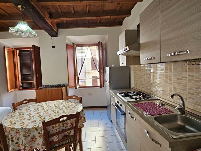 Appartamento monolocale in affitto in Via Teodolinda, Centro Storico, Pavia