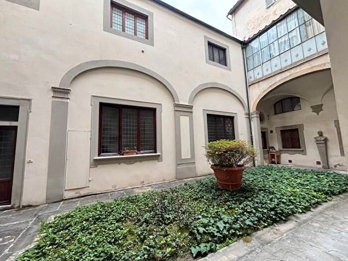 Appartamento bilocale in affitto in Via Ghibellina, Sant'Ambrogio, Firenze