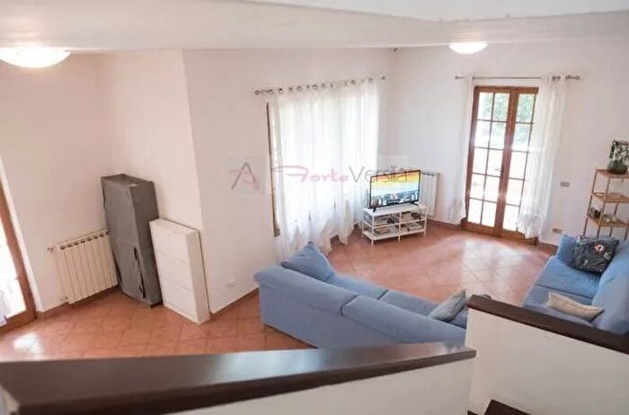Casa con 6 locali in vendita in Via Caduti del Lavoro, Forte Dei Marmi
